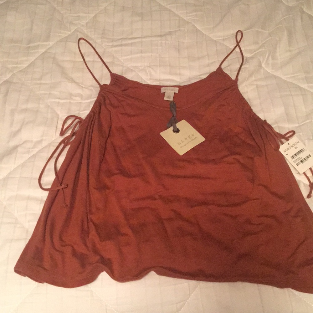 Hinge rust colored tank top